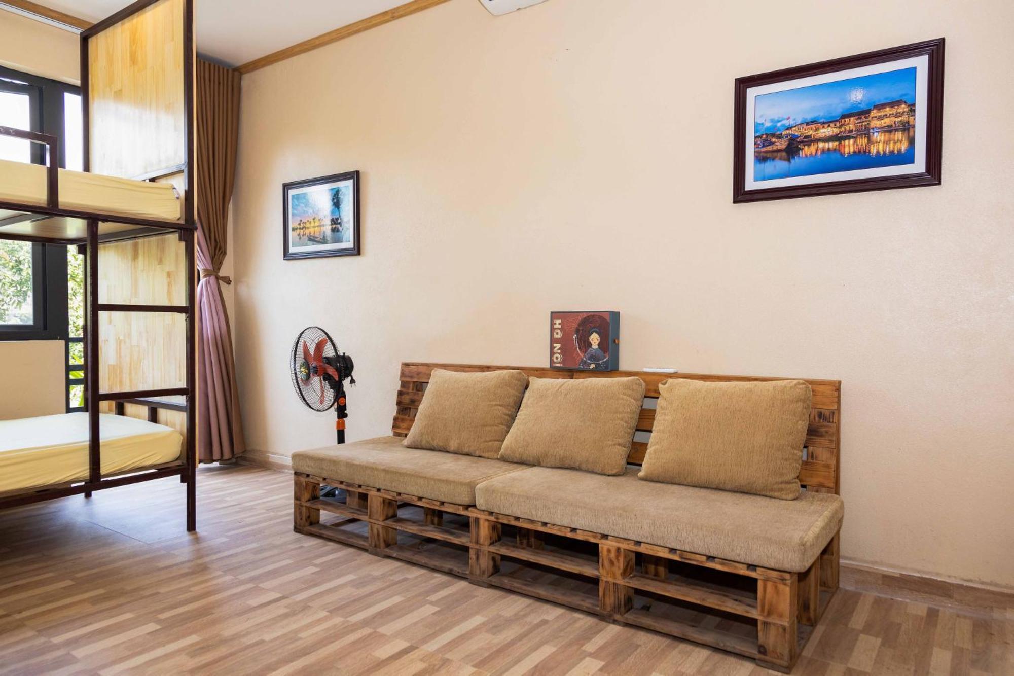 Republic Hostel Cat Ba Xuan Dam Экстерьер фото